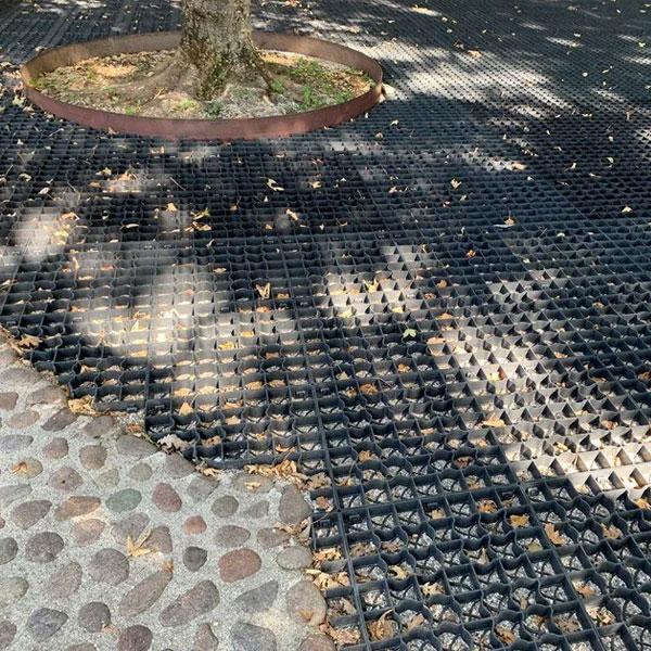 Permeable Paver tiles connect together with a locking system